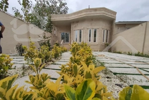 ویلا۲۲۰متری خوش ساخت و شیک سه خوابه ۵دقیقه ساحل