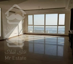 ۱۴۰ متر ۳ خواب  / شیک و خوش نقشه