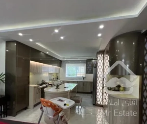 ویلا ۲۴۰ متری فول نوسازی خ معلم غازیان