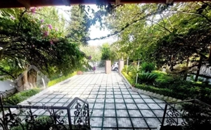 خانم دشتی ویلایی اصیل درکوچه باغ نوشهربلوارکریمی