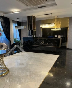 ۱۵۰ متر/مدرن/فول مشاعات/ویو ابدی/تراس قابل چیدمان