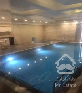 ۱۸۰ متر ۳ خواب/ رو به روی پارک ملت/مشاعات آبی فعال