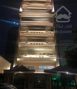 فروش آپارتمان ۲۰۰ متری در نخست وزیری