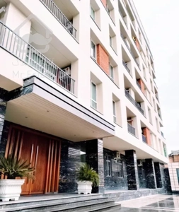 برج مجلل تچرا/93متر/دارای حیاط اختصاصی/جنوبی