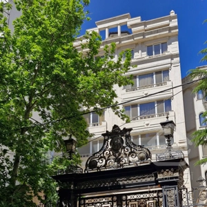 فروش ۲۲۵متری ۳خواب کلاسیک سپند