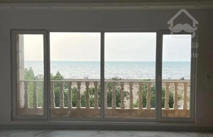 آپارتمان ساحلی نوساز پلاک اول دریا خوش قیمت