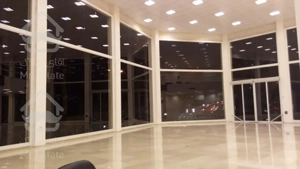 اجاره و رهن مغازه زعفرانیه 750  متر شیک