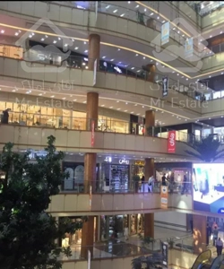 ۱۸متر تجاری/رونیکاپالاس/فروش ویژه