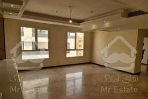 اختیاریه / ۱۲۰ متر/ غرق در نور