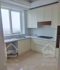 اپارتمان ۸۲ متر ۲ خواب +حیاط خلوت