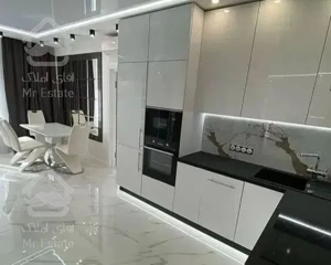 ۱۰۰ متر در آپادانا دوم