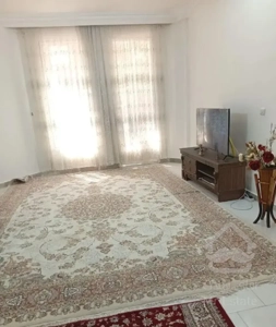 ۷۵ متری طبقه اول بازسازی شده و‌مرتب