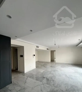 ۱۲۵ متر قلب دولت غرق نور تک واحدی کلید نخورده