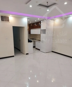 ۶۰ متر / ۲ خواب /میدان ۸۲