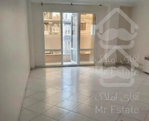 ۹۳متر آپارتمان مسکونی در اباذر (بهنام)