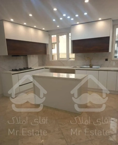 ۱۰۰متر دو خواب  ۲پارکینگ