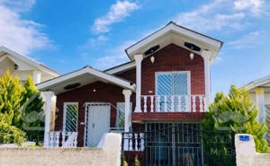 نیم پیلوت 180 متری / شهرک برند و جنگلی / نور