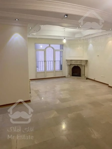 121 متر ، فول امکانات ، ظرافتی مرکزی