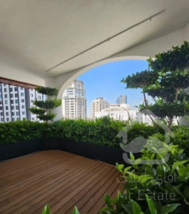 فروش 155مترآجودانیه/غرق نور