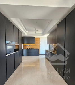 فرمانیه آپارتمان 350متر نوساز 40‌مترتراس 5پارکینگ