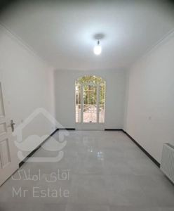 نارمک/آپارتمان ۵۰ متر/بر میدان ۸۱/تاپ لوکیشن