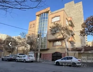 واحد ۳ طبقه مسکونی ولیعصر کد ۲۹۲۴