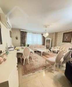 ۱۰۶ متر/خیابان حافظ و طالقانی