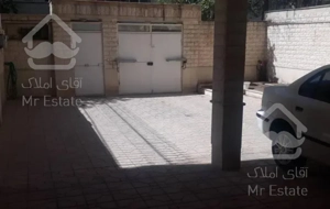 160 متری * تک واحدی * باهنر ( تاپ لوکیشن )