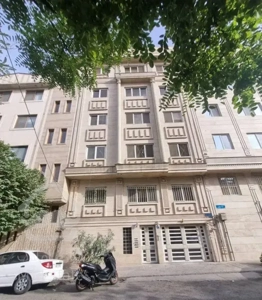 سعادت آباد صرافهای جنوبی 150متر ساختمان برند