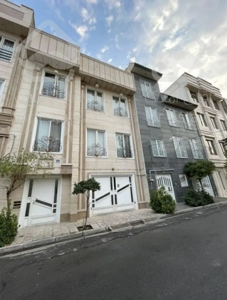 ۳ طبقه تکواحدی ۱۱۵ متری / هرطبقه ۲ خواب / دهکده المپیک