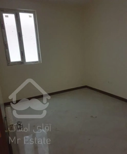 تنکابن 72 متر دوخواب با پارکینگ مالک آپارتمان هستم