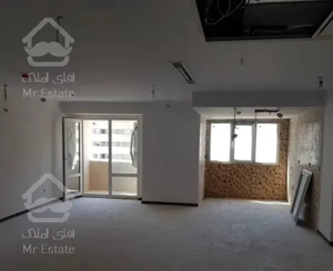 آپارتمان ۱۳۵متر(دریاچه چیتگر)