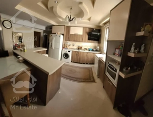 ۱۴۵متر ۳خواب ۴ساله بدون دیوار مشترک