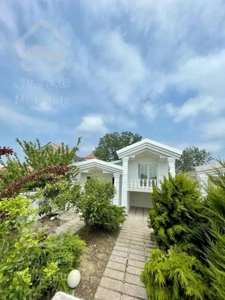 فروش نیم پیلوت خاص ۲۴۰ متری