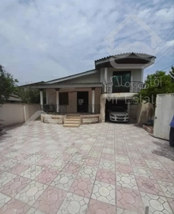 ویلا نیم پیلوت ۲۴۰ متری