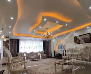 ۷۱متر/۲خ/فول امکانات/سالن پرده خور/گذر ۱۰متری