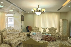 آپارتمان ۹۷متر ، ۲خواب ، نورگیر