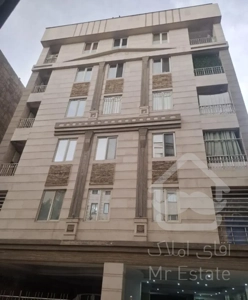 ۶۲متری فول امکانات شیک و خوش نقشه