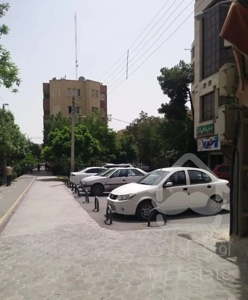 آپارتمان ۱۹۶ متر هشت بهشت شرقی