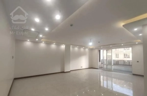 شمال کاخ ۱۰۰متر ۲خوابه /به قیمت رسیده