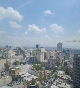 فروش یکجا ۸۶۰ متر زیر بنا مفید