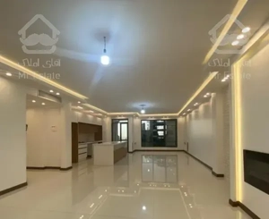 نیاوران 180 متر + تراس قابل چیدمان