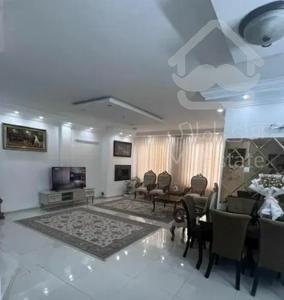 آپارتمان ۹۹ متر دو خواب بسیار تمیز اقبال ۱۹