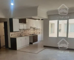 بلوار فردوس  ۷۰ متر  ۲خواب  سالن پرده خور