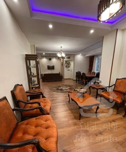 ۹۶ متر ، لارستان