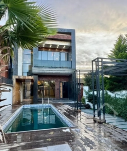 کد28/فروش ویلاباغ۲۶۰متری/استخر/جاده دریامحمودآباد