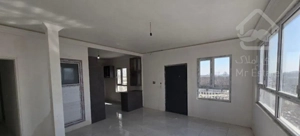 نوساز کامل و واقعی غرق در نور مااک هستم