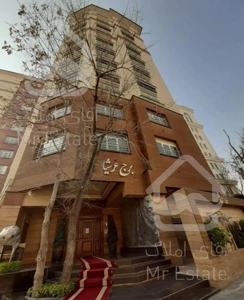 200 متر برج باغ اقدسیه آجودانیه مناسب سرمایه گذاری