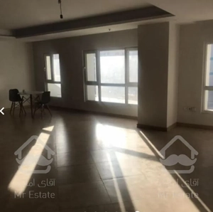 واحد ۱۹۲ متری زیبا و بدون پرتی در برج برند (همراه شهر)