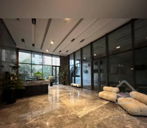 فرمانیه نورجنوب ۲۳۰متر طبقات بالا